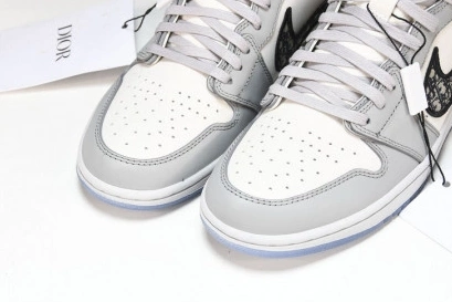 JORDAN AIR HIGH DR RETRO 1 X 0826